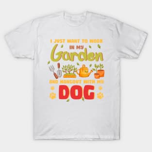 Gardening Dog Lover Gardener Garden Plants Gift For Men Women T-Shirt